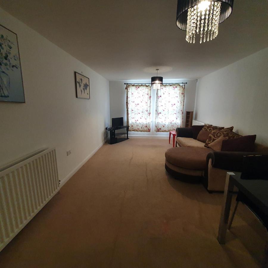 2-bedroom Back Hilton Area apartment - Ground Floor, Aberdeen city center Buitenkant foto
